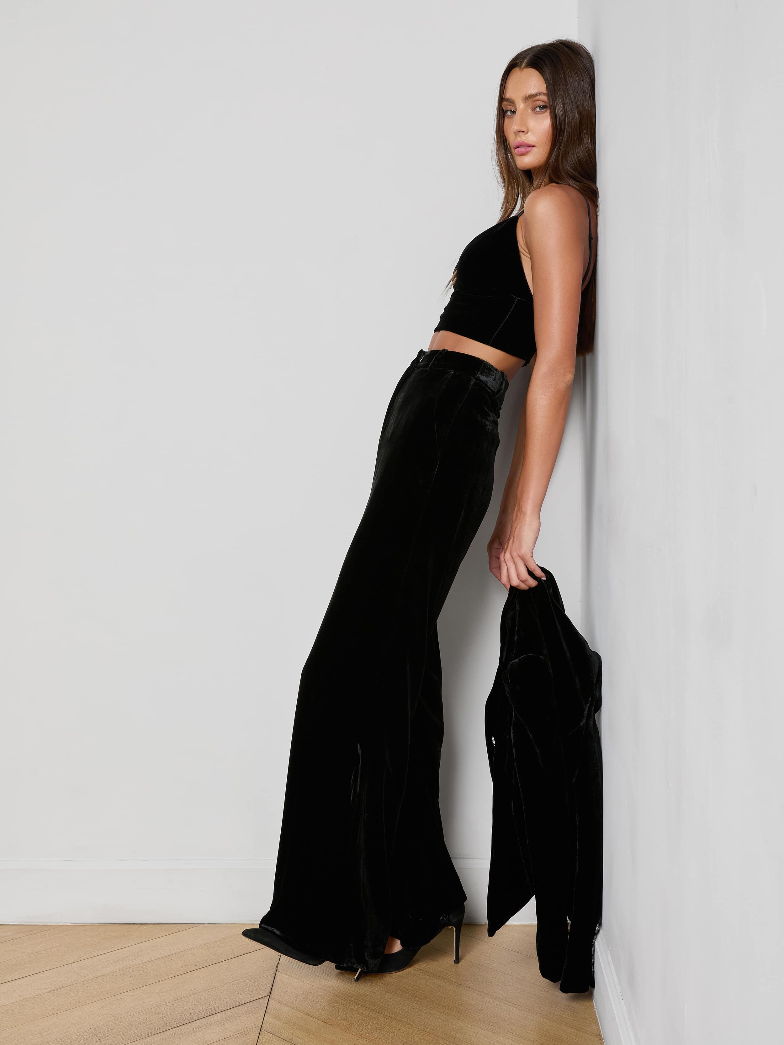 Aislin Velvet Bralette - Image 6