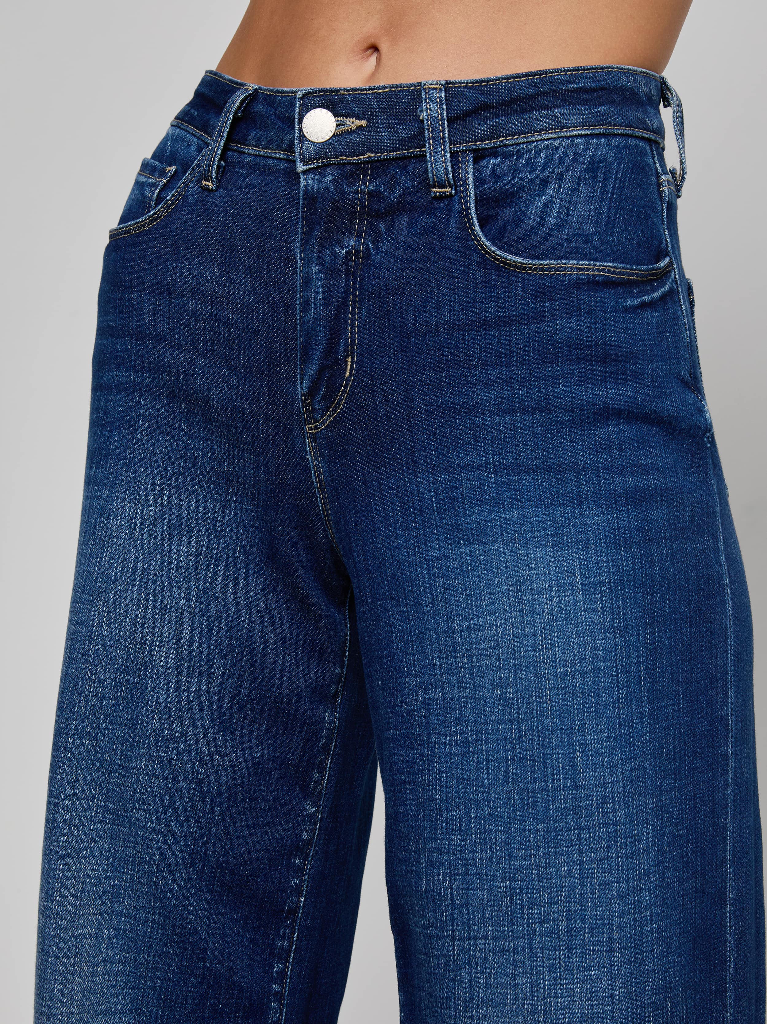 Alicent Wide-Leg Jean - Image 6