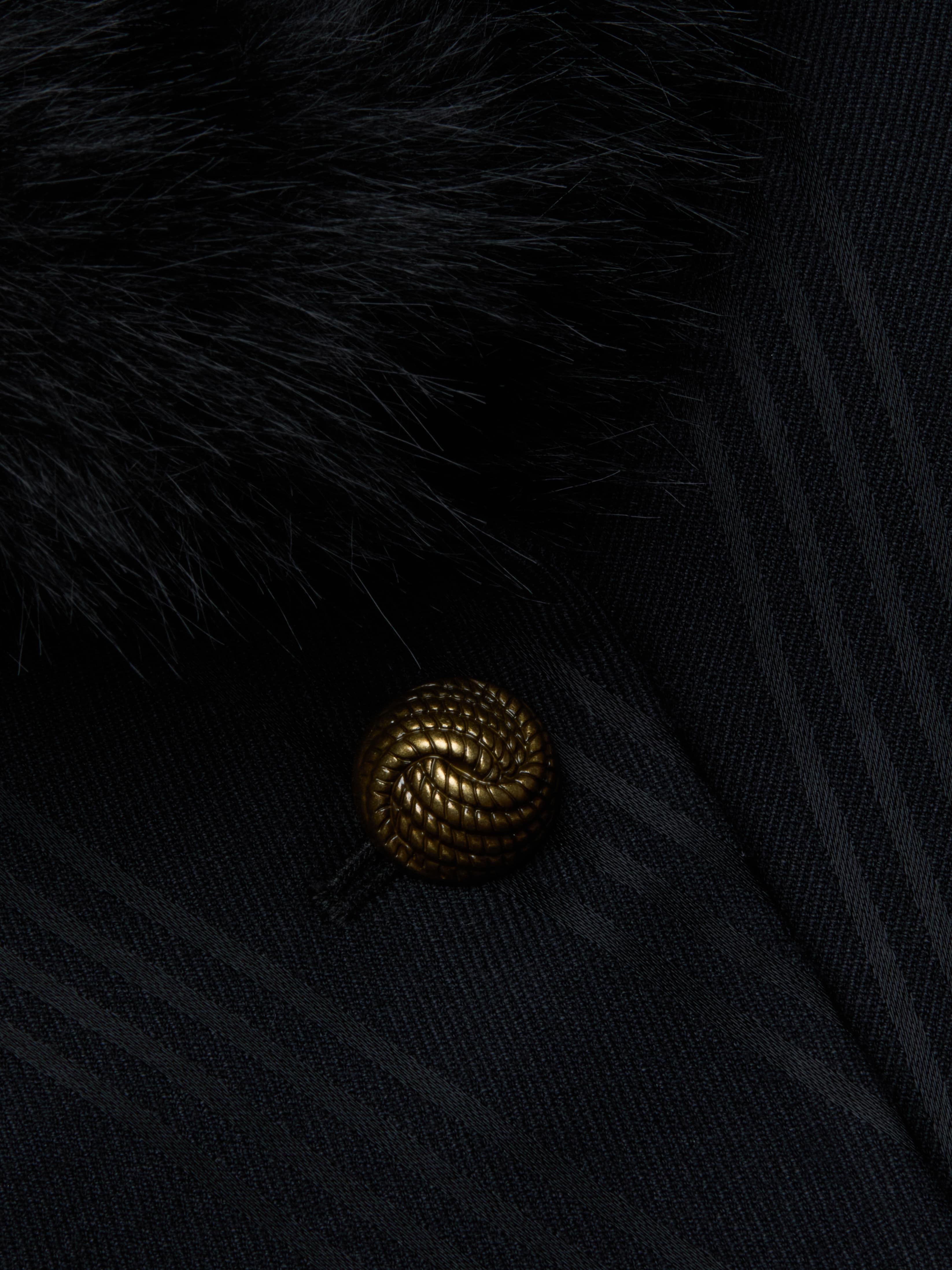 Kaisley Faux Fur Collar Blazer - Image 7