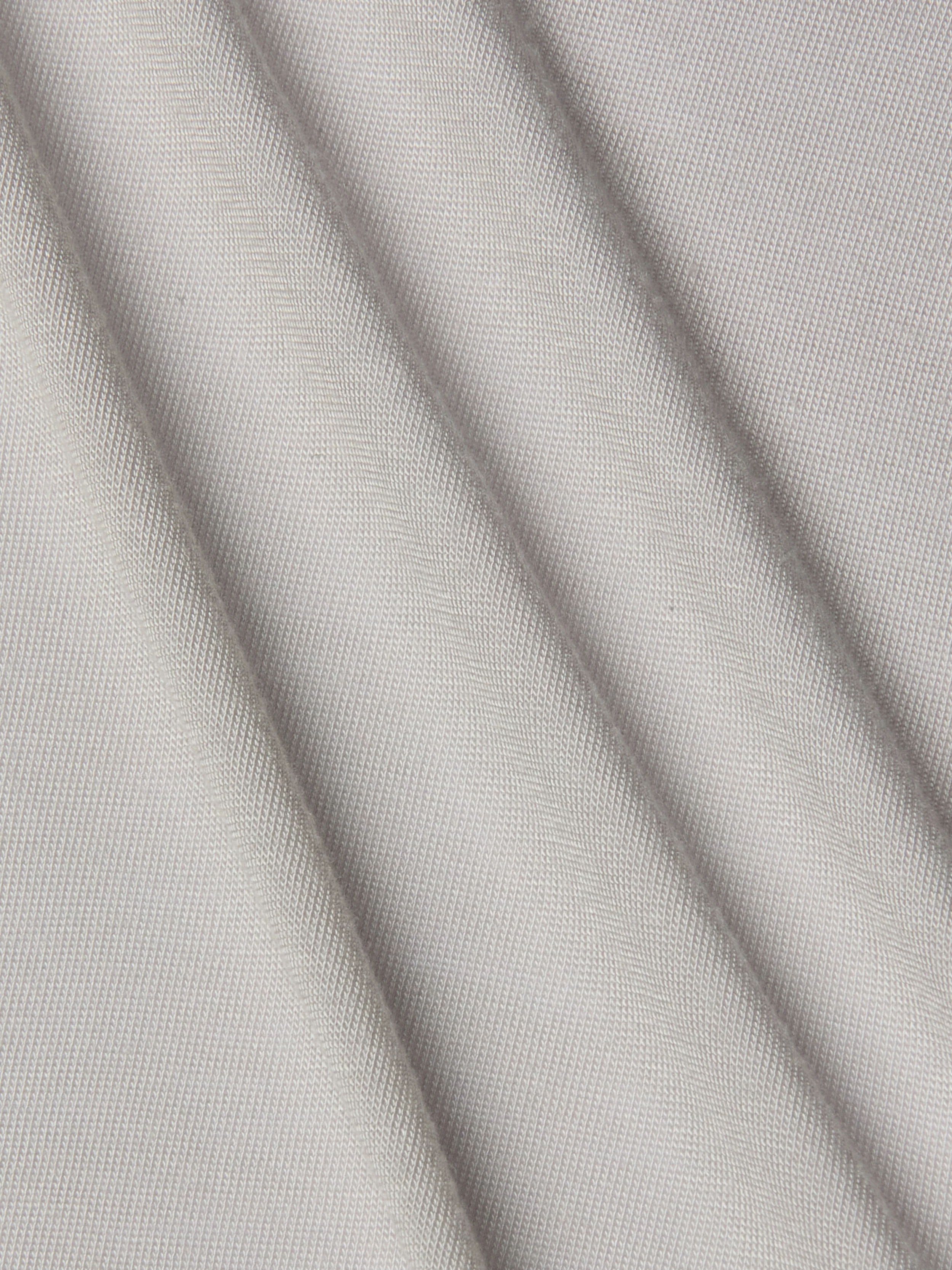 Remy Tee - Image 5