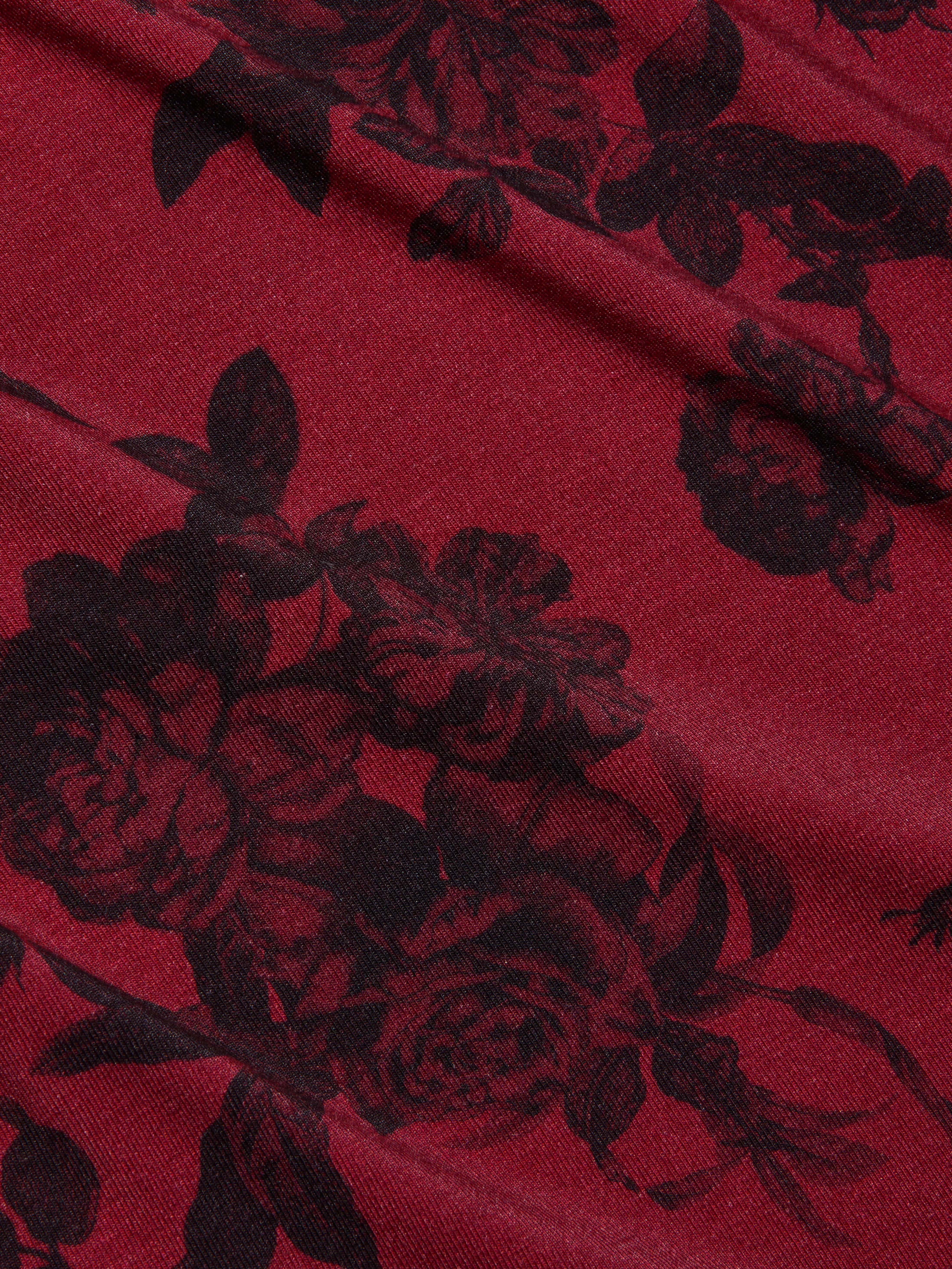 Ressi Fitted Tee - Image 5