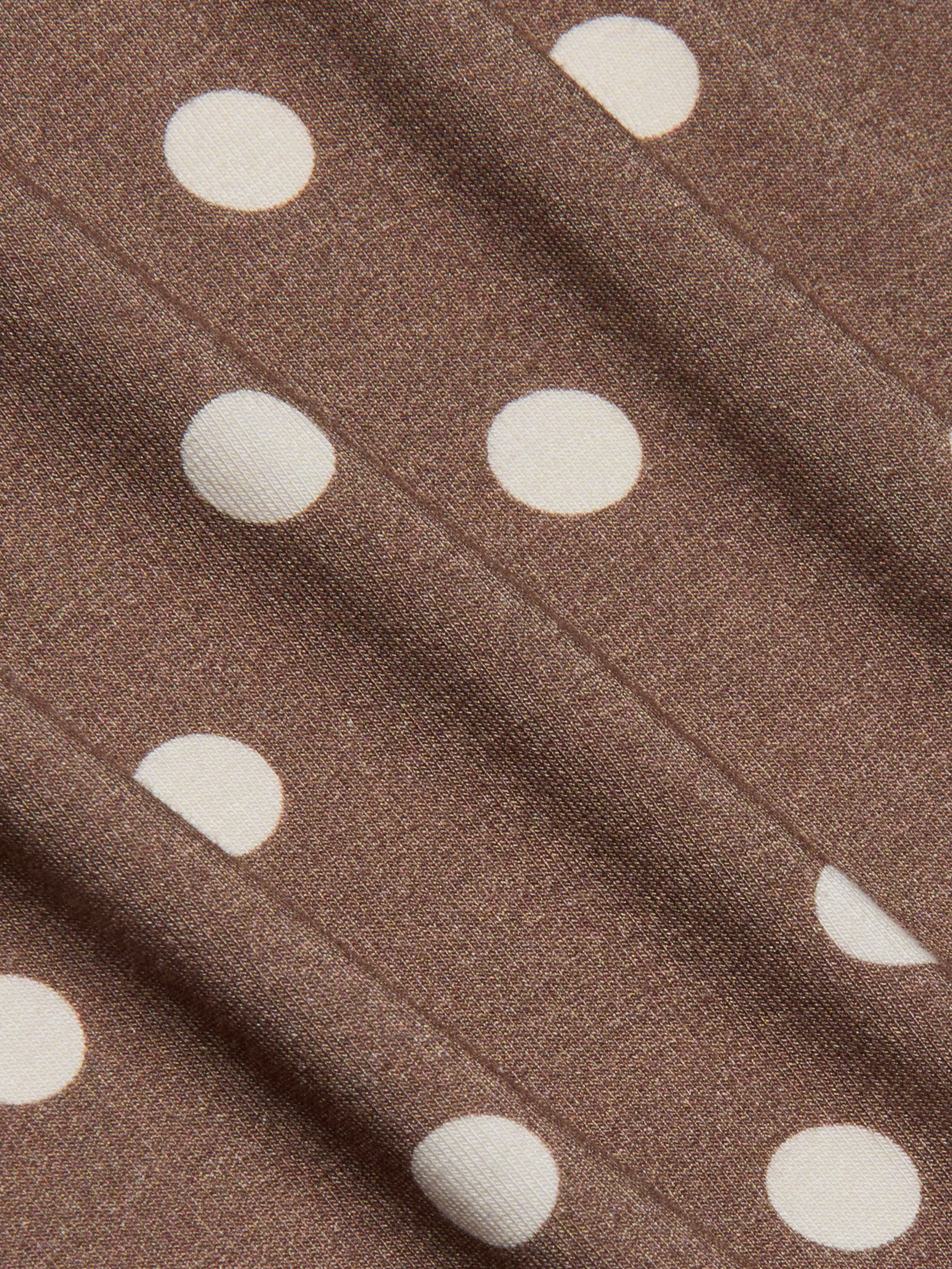 Ressi Fitted Tee - Image 7